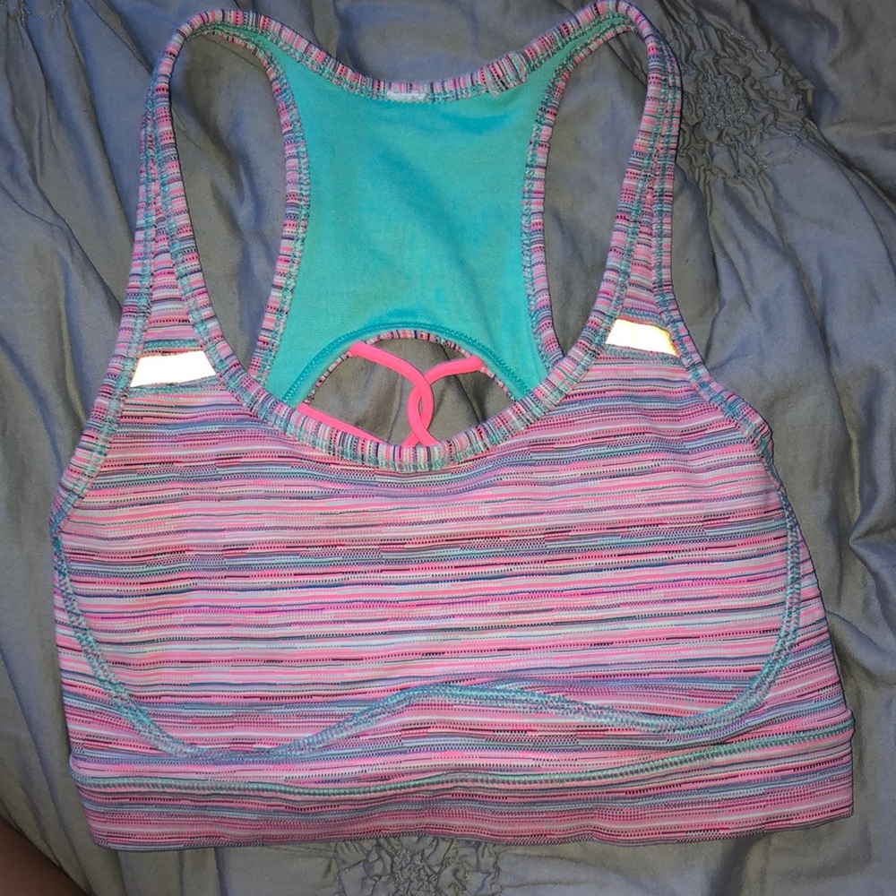 lulu lemon size 2 sports bra